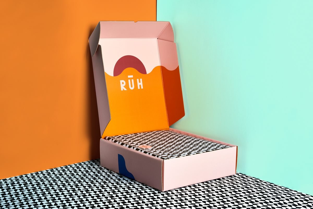 RūH 服装盒设计