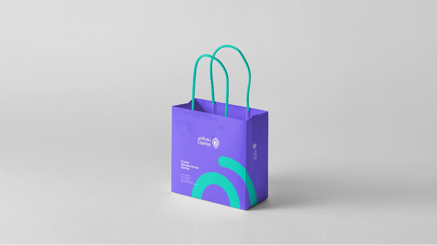 医疗VI设计，企业VI设计，品牌全案策划，深圳VI设计，左右格局